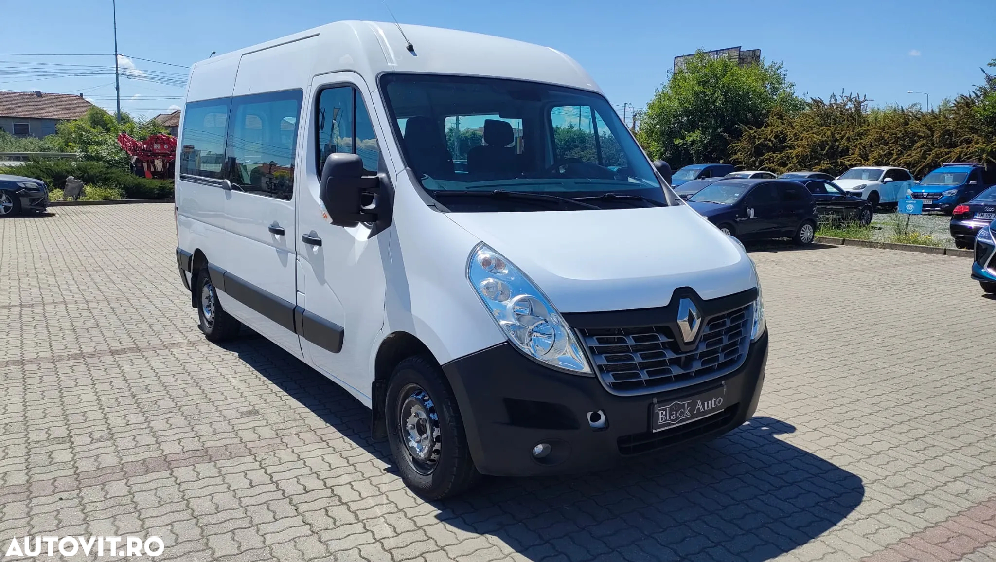 Renault Master 2.3 Energy dCi 145 TT Combi 3,5t L2H2 8+1 locuri Confort 4,7 m3 - 2