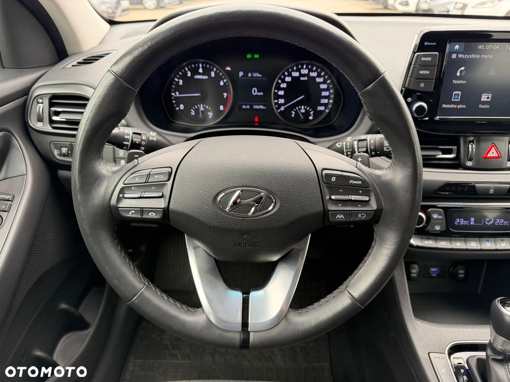 Hyundai i30 1.0 T-GDI Smart DCT - 26