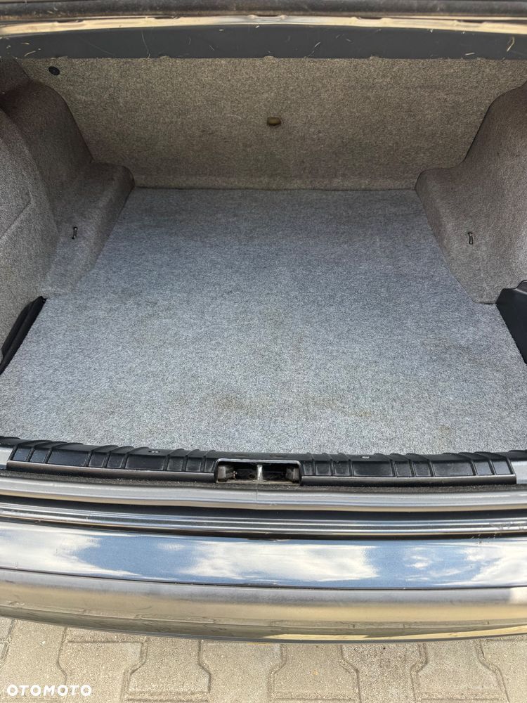 BMW Seria 3 320i - 14