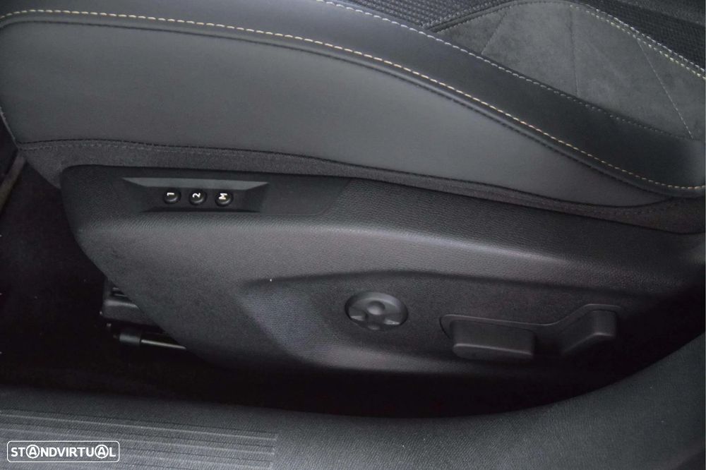 DS DS4 Crossback - 10