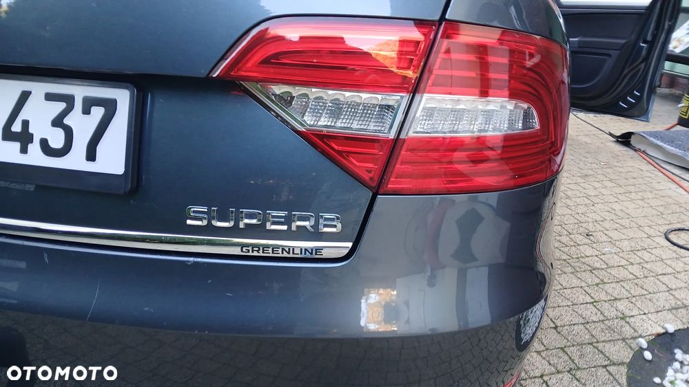 Skoda Superb 1.6 TDI GreenLine - 15
