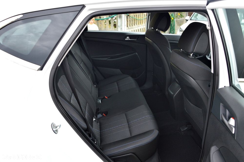 Hyundai Tucson blue 1.6 GDi 2WD Passion - 17