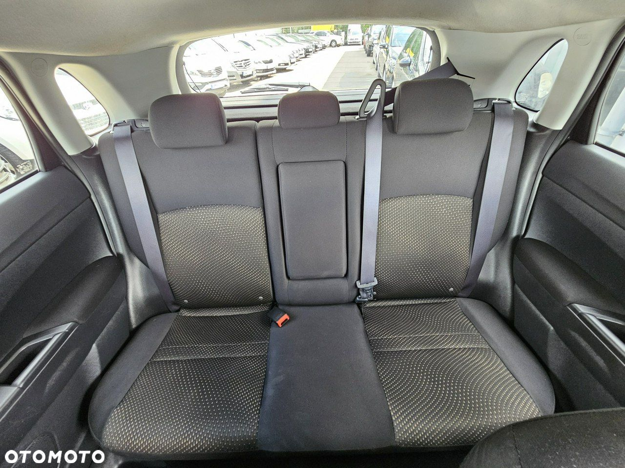 Mitsubishi ASX - 14
