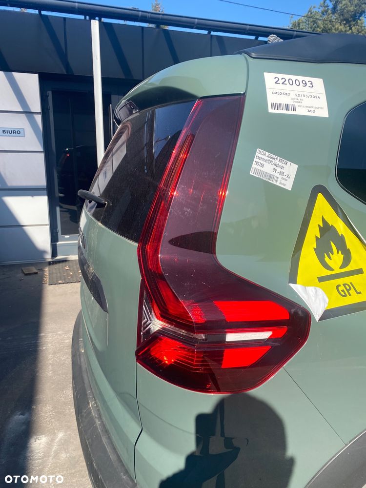 DACIA JOGGER IGŁA ! LIFT 2025r LAMPA TYLNA PRAWA PRAWY TYŁ TYLNIA - 1