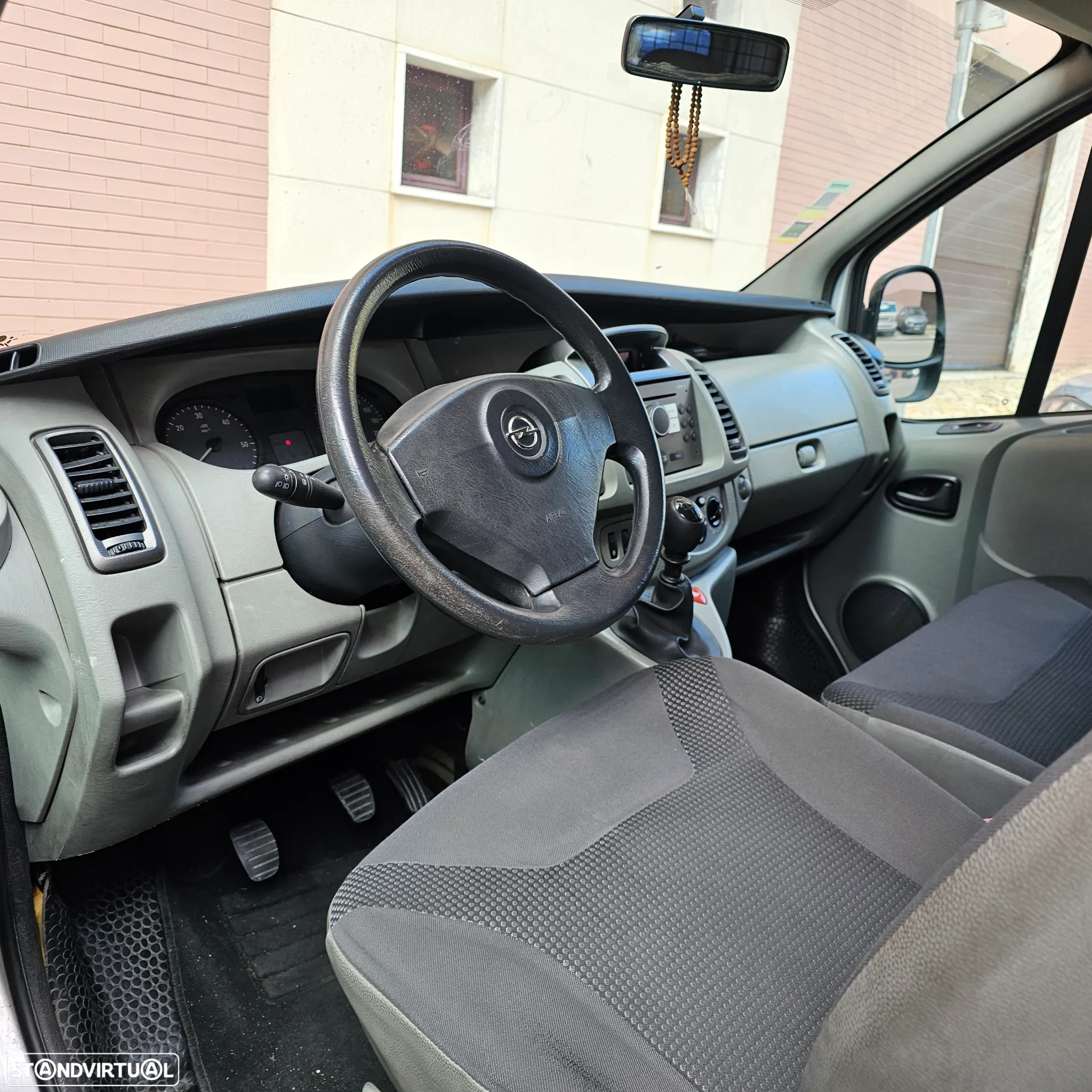 Opel Vivaro 2.0 CDTi L1H1 2.7T 6L - 21