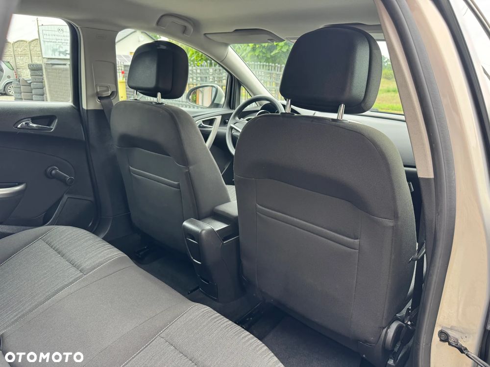 Opel Astra 1.4 Turbo - 32