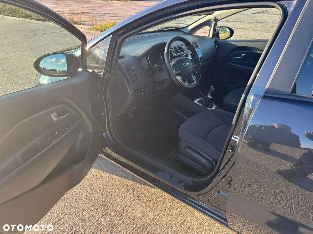 Kia Rio 1.4 Business Line - 6