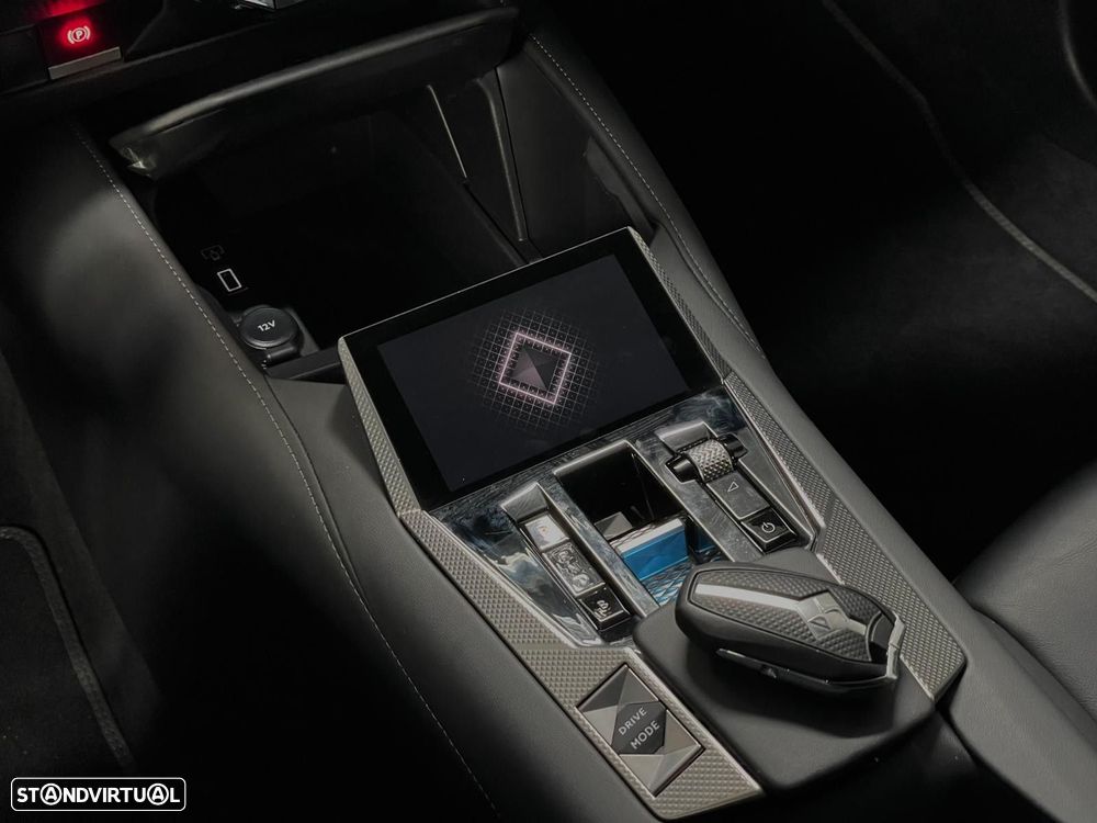 DS 4 E-Tense Performance Line EAT8 — fotografia 9