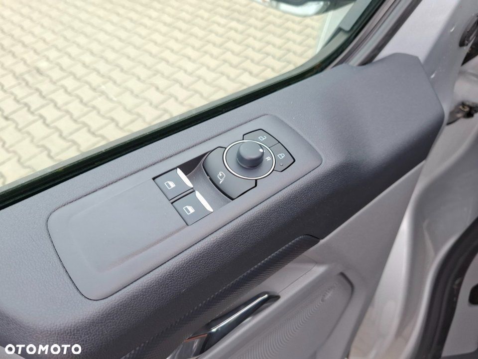 Ford Transit Custom - 34