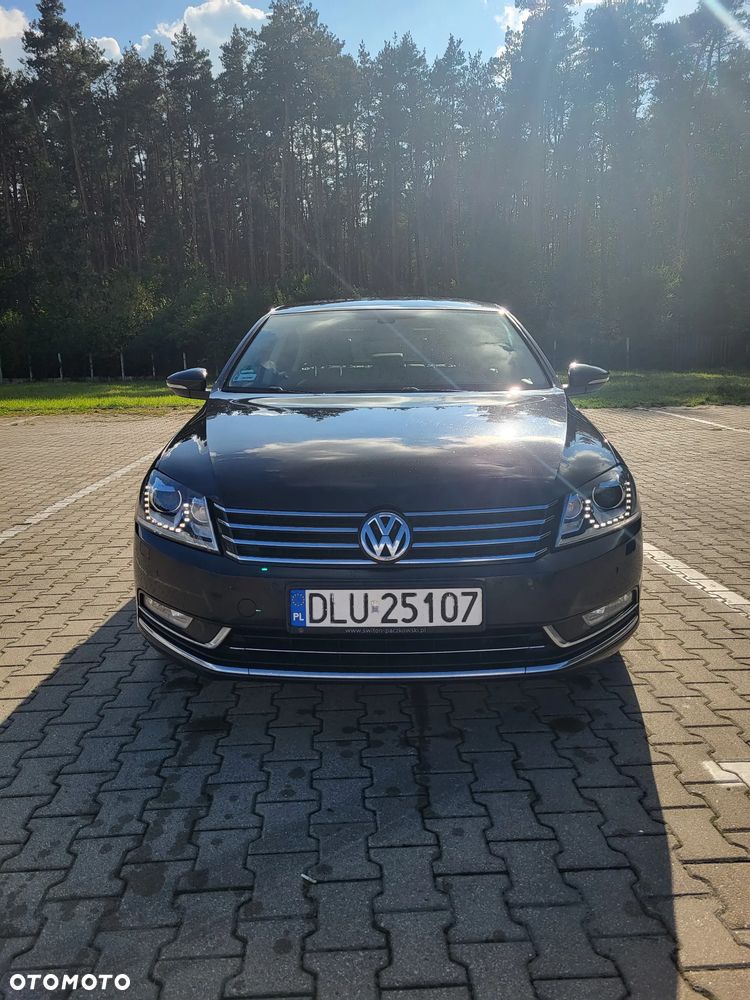 Volkswagen Passat 2.0 TDI 4Mot Highline DSG - 2