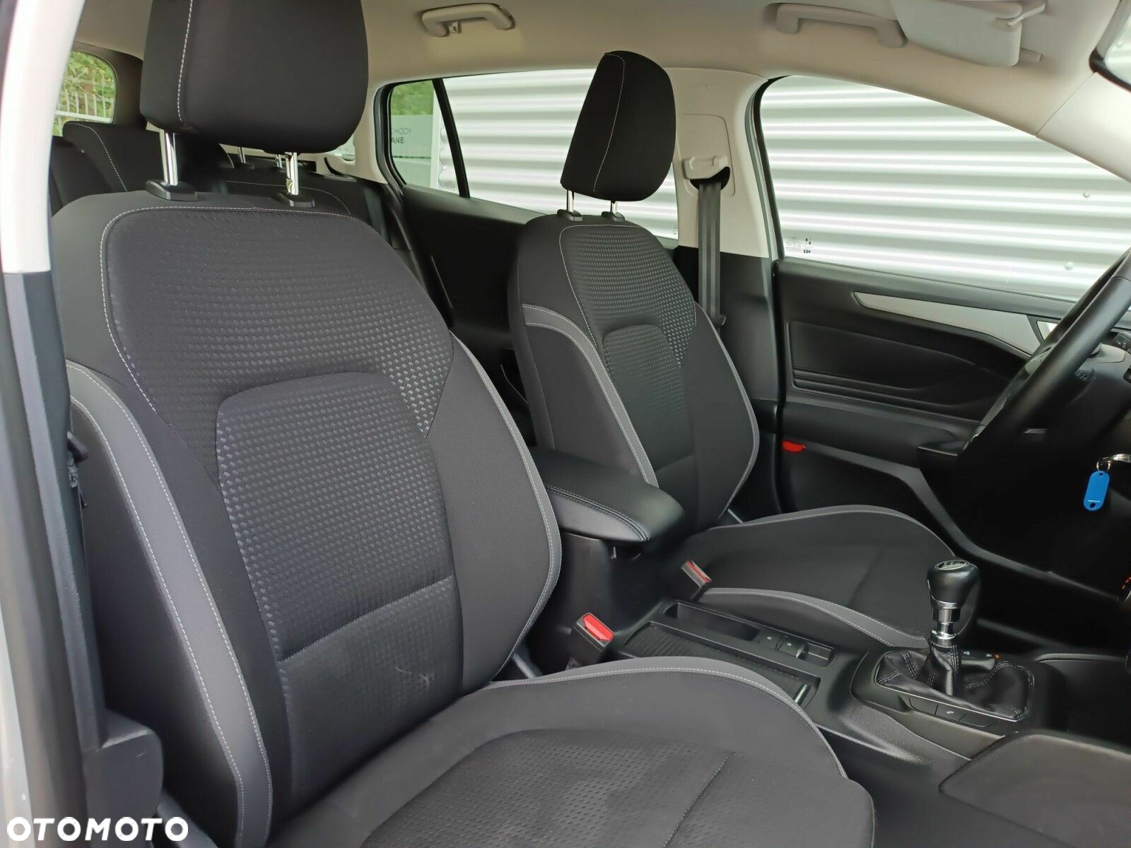 Ford Focus 1.0 EcoBoost Connected - 32