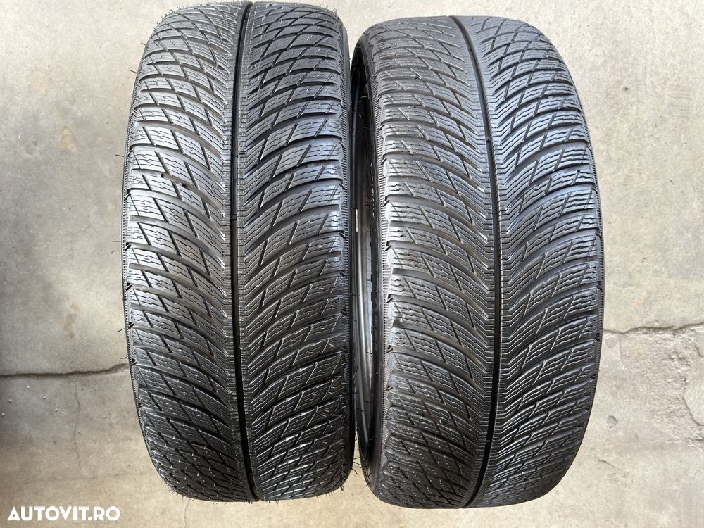 Vând 2 anvelope 225/40/19 michelin de iarnă noi - 1