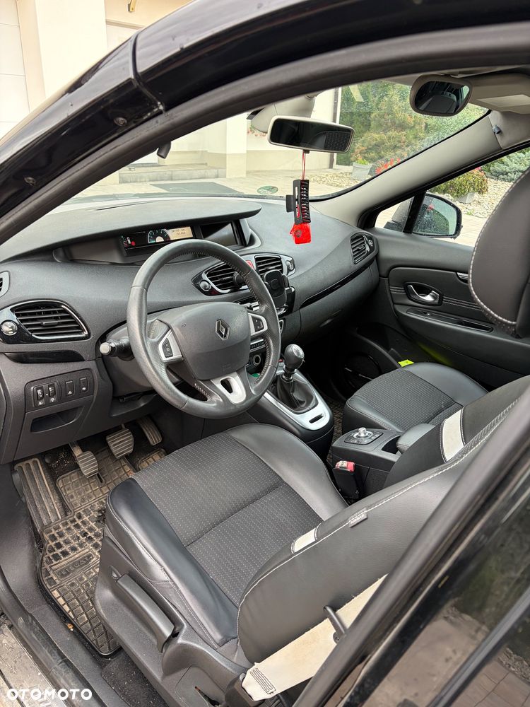 Renault Scenic 1.6dCi Energy Bose Edition - 6