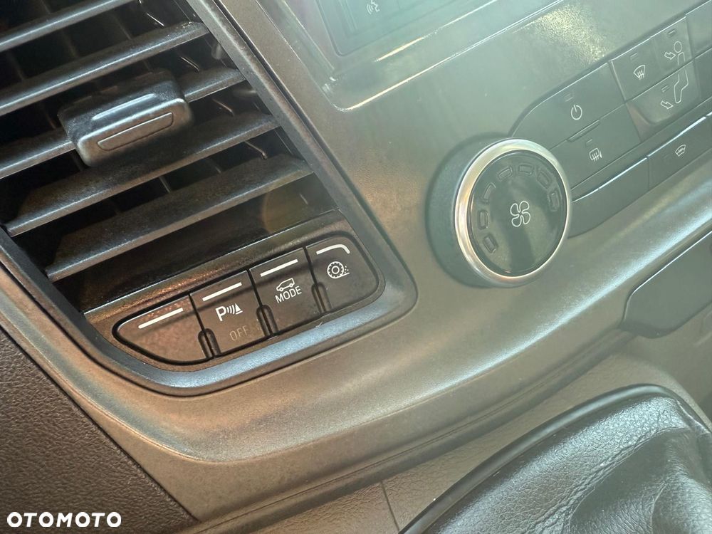 Ford Transit - 18