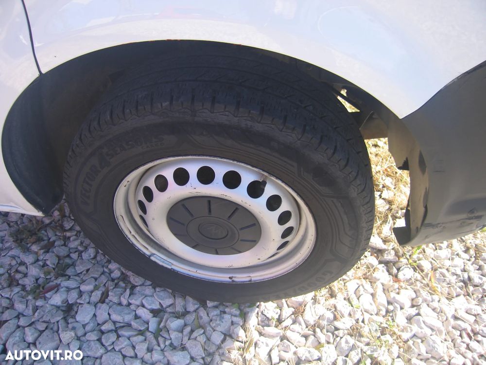 Volkswagen TRANSPORTER T6 , 6 LOC. PLATFORMA MIXTA , AC. - 33