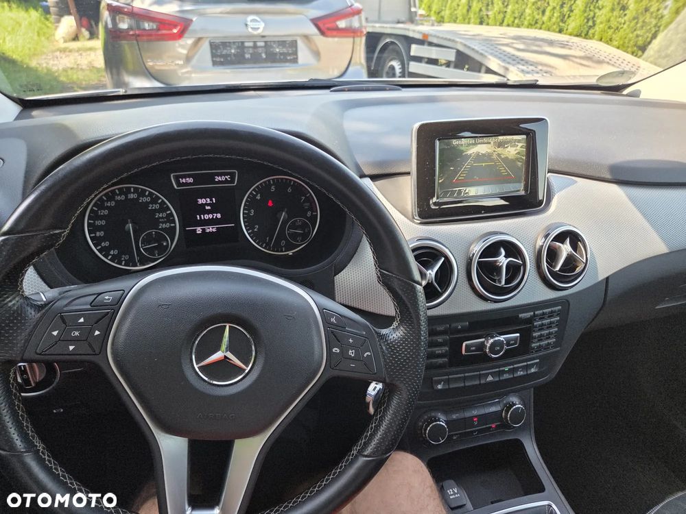 Mercedes-Benz Klasa B 180 BlueEFFICIENCY Edition Style - 11