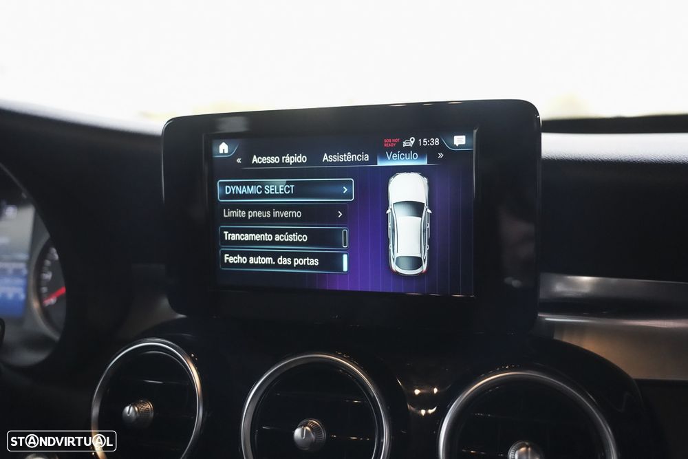 Mercedes-Benz GLC 300 e Coupe 4Matic 9G-TRONIC Avantgarde Advanced - 40