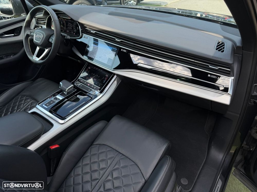 Audi Q7 60 TFSIe quattro S line Tiptronic - 22