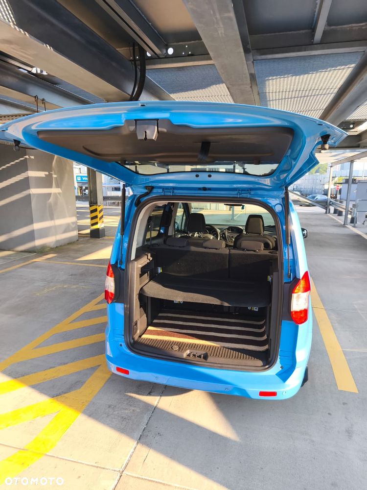 Ford Tourneo Courier 1.0 EcoBoost Titanium - 11