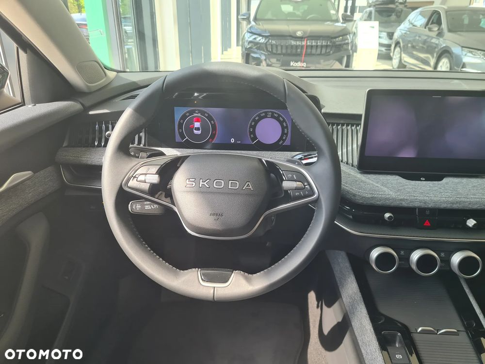 Skoda Superb 2.0 TSI Drive DSG - 16