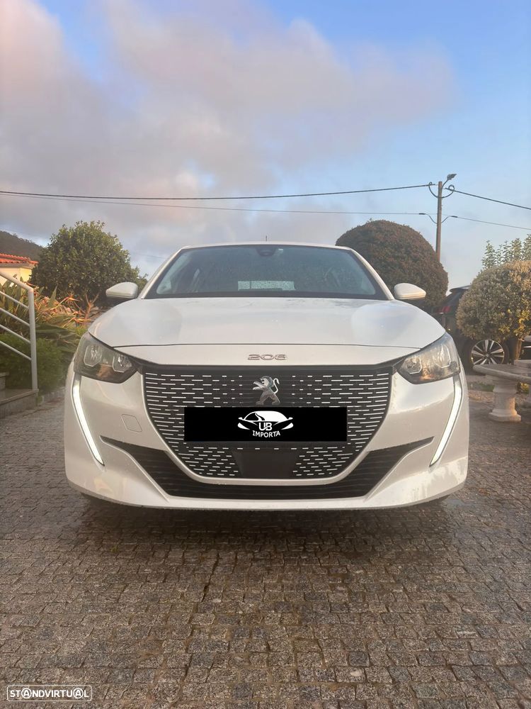 Peugeot e-208 Allure Pack - 2