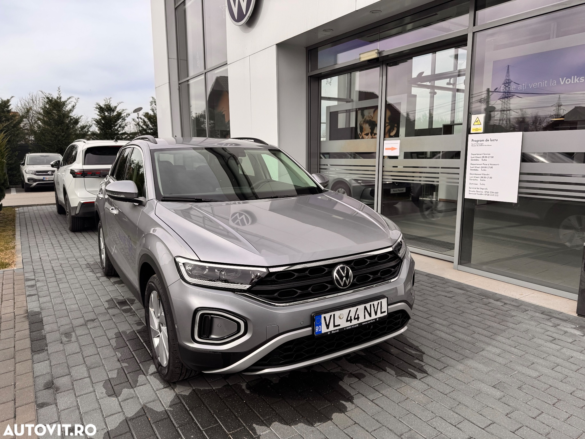 Volkswagen T-ROC 1.5 TSI DSG Life - 2