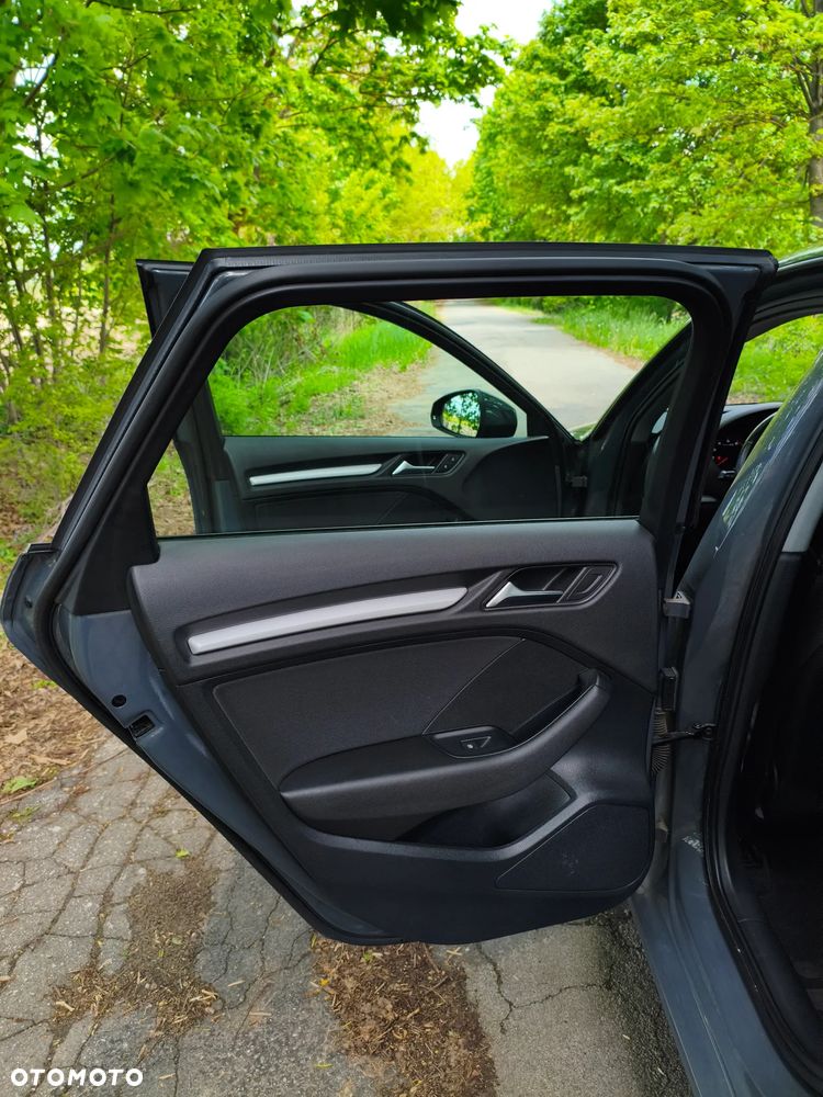 Audi A3 Sportback 35 TFSI S tronic - 26