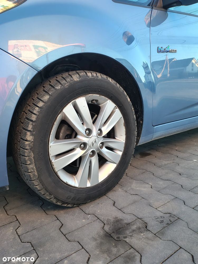 Hyundai ix20 1.4 CRDi Premium blue - 16