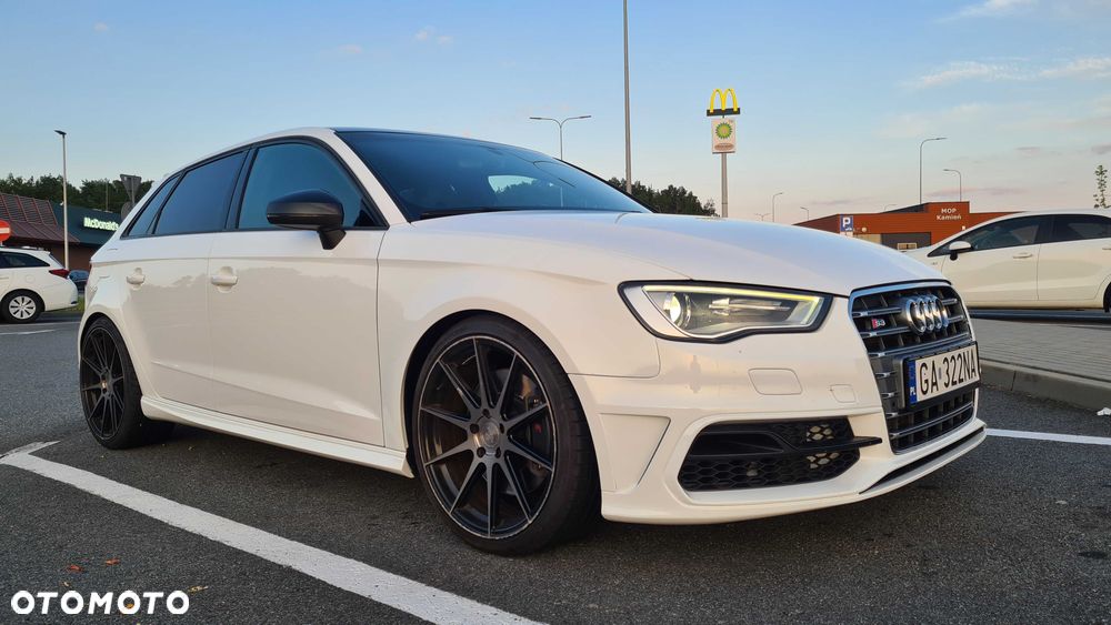 Audi S3 Sportback - 1