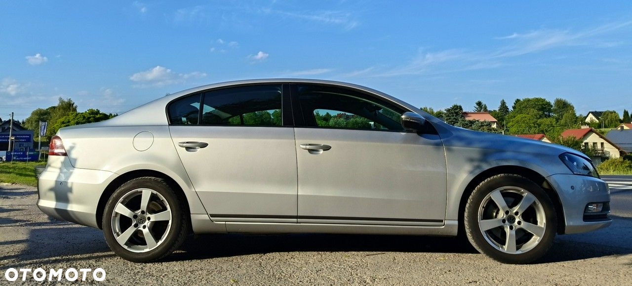 Volkswagen Passat - 6