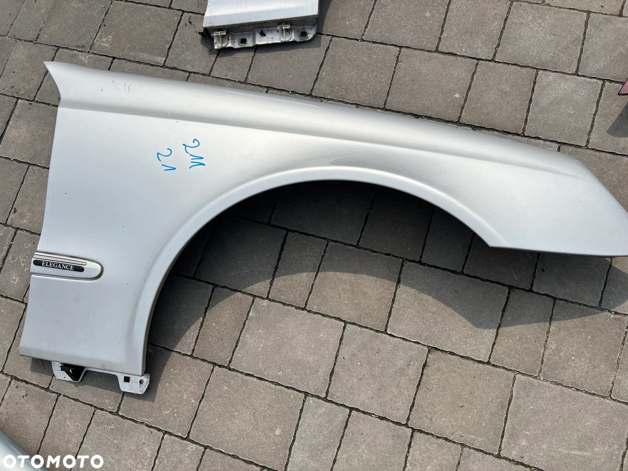 MERCEDES W211 BLOTNIK PRAWY - 2
