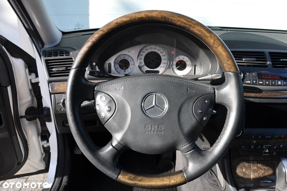 Mercedes-Benz Klasa E 500 Avantgarde - 12