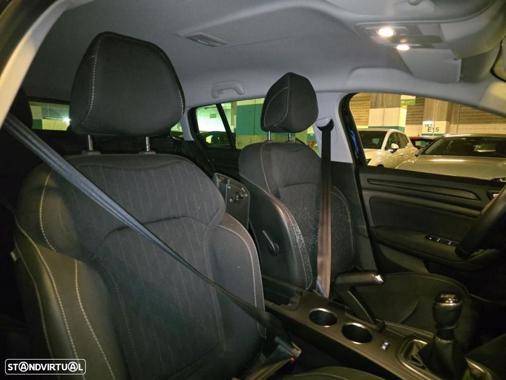 Renault Mégane Sport Tourer 1.5 Blue dCi Limited - 6