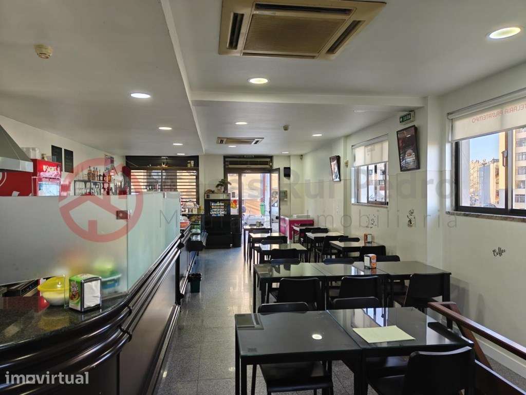 Restaurante a funcionar no centro de Odivelas - Grande imagem: 4/27