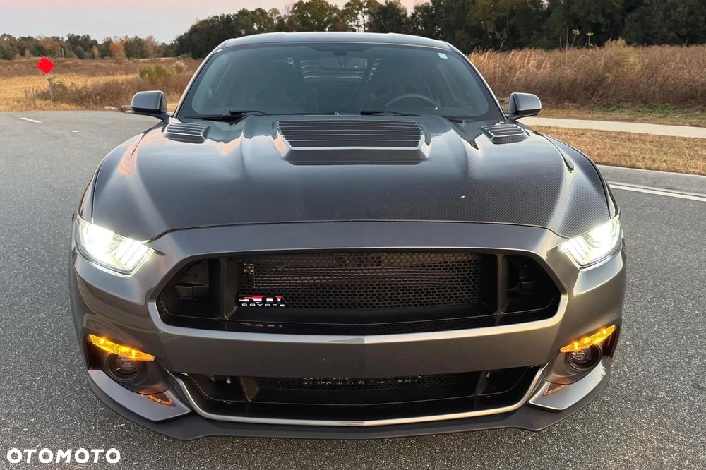 Ford Mustang 5.0 V8 GT - 3