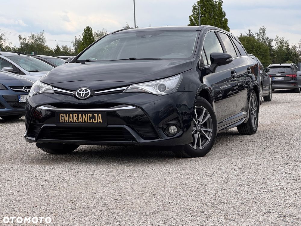 Toyota Avensis Touring Sports 1.6 D-4D Comfort - 1