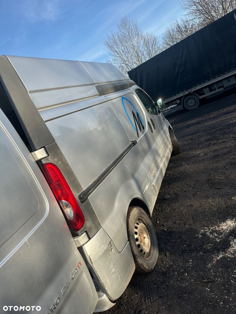 Opel Vivaro - 7