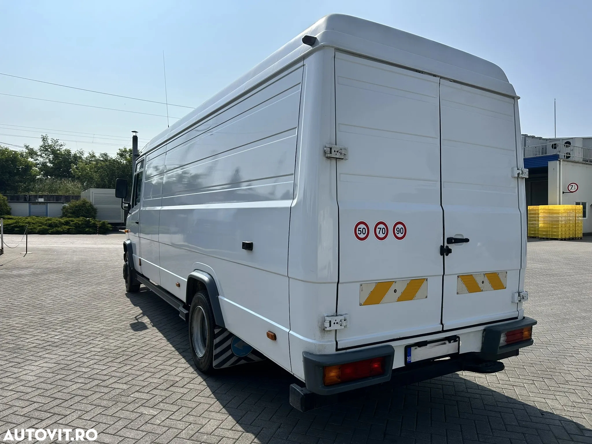 Mercedes-Benz VARIO 815D - 6