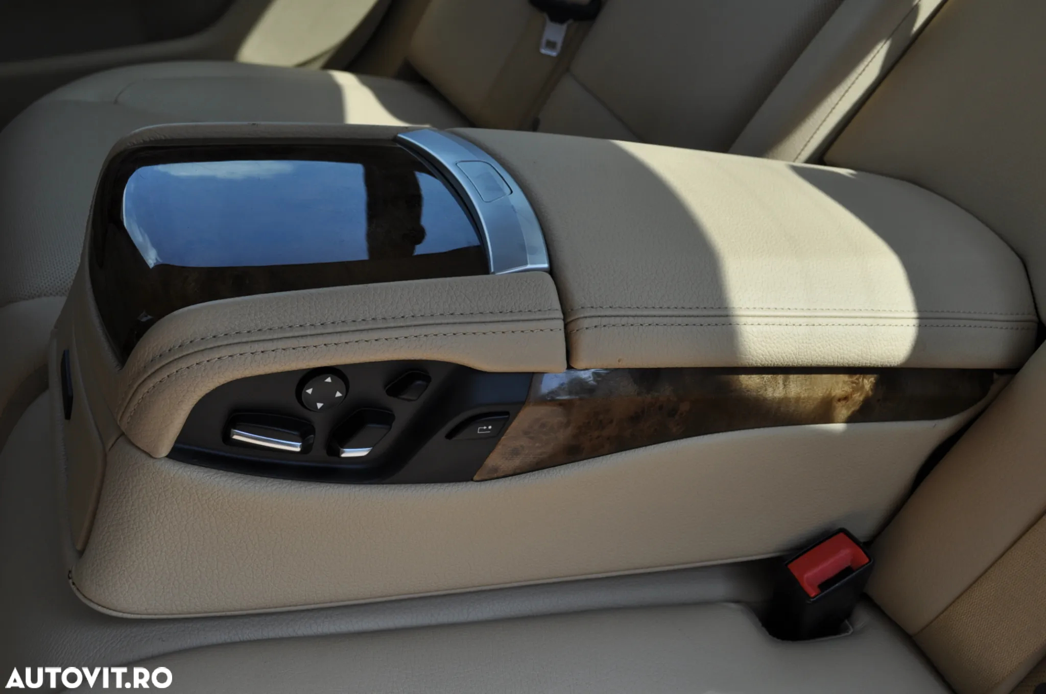 BMW Seria 7 750Ld xDrive - 18