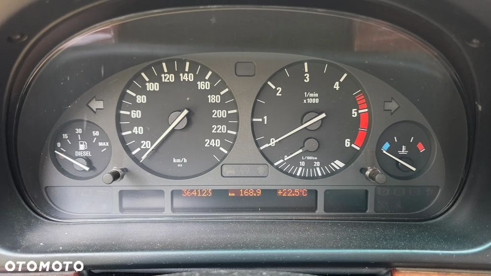 BMW Seria 5 - 19