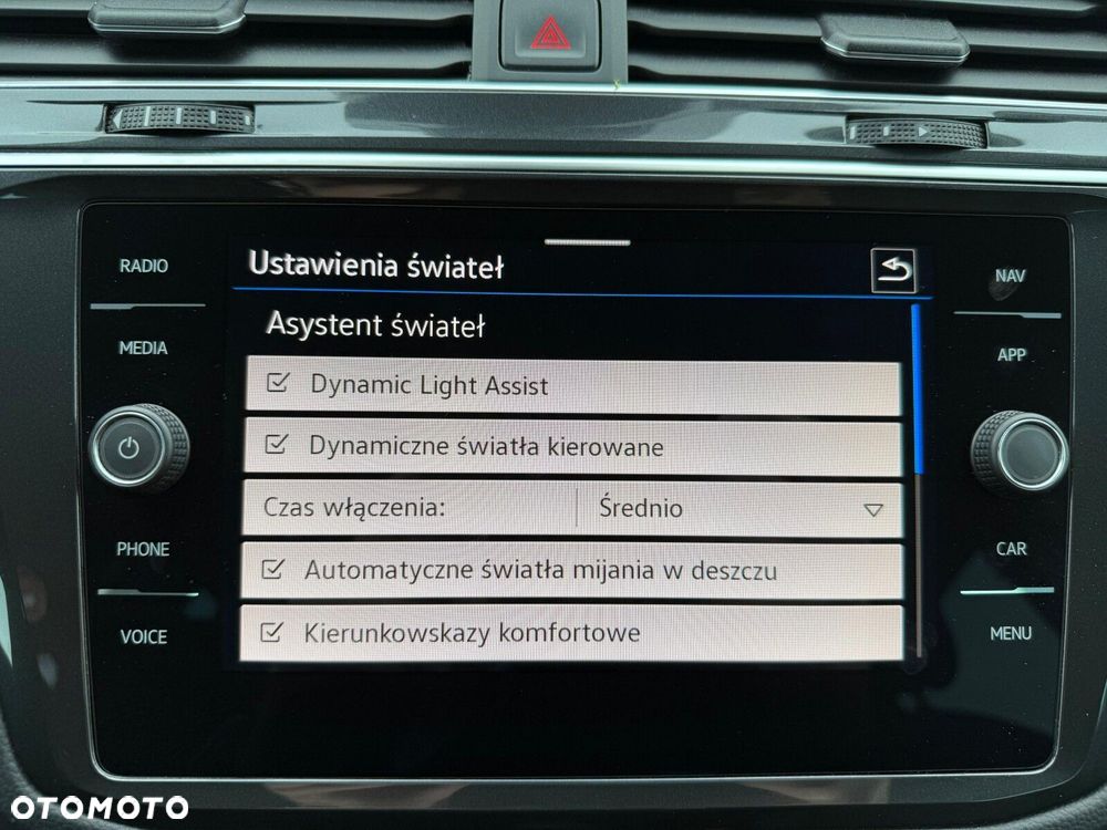 Volkswagen Tiguan 2.0 TDI SCR Elegance DSG - 23