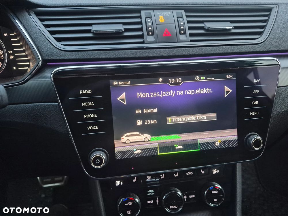 Skoda Superb 1.4 TSI Plug-In Hybrid Sportline DSG - 14