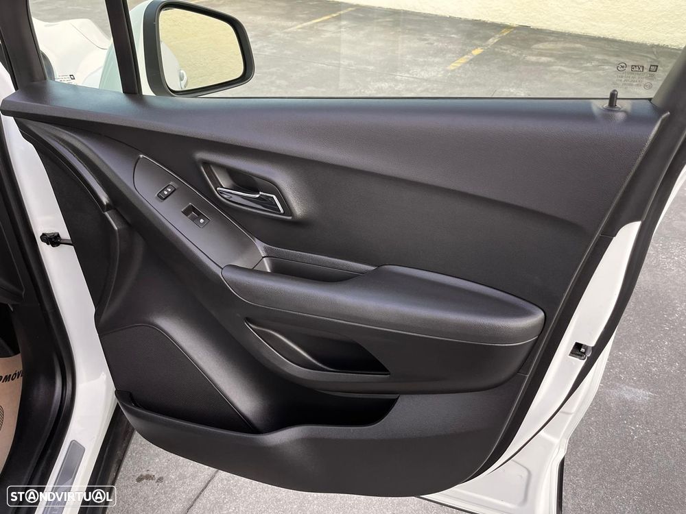 Chevrolet Trax 1.7 VCDi LT - 27