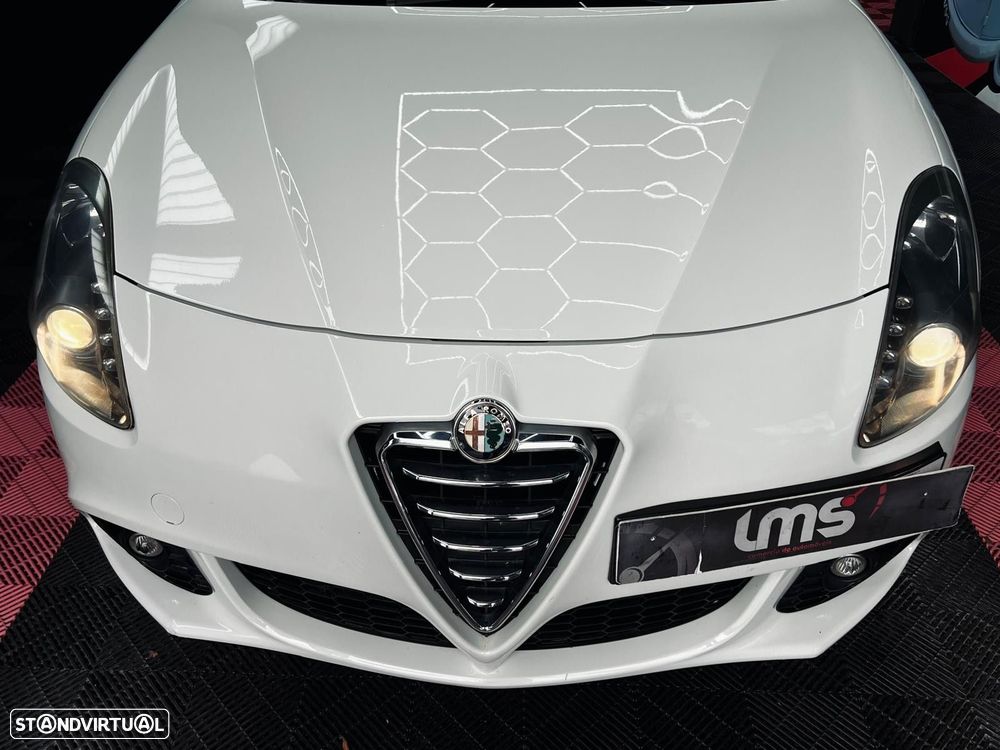 Alfa Romeo Giulietta 1.6 JTDm Distinctive - 7