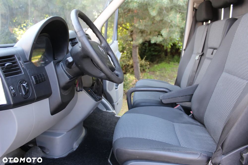 Mercedes-Benz Sprinter - 17