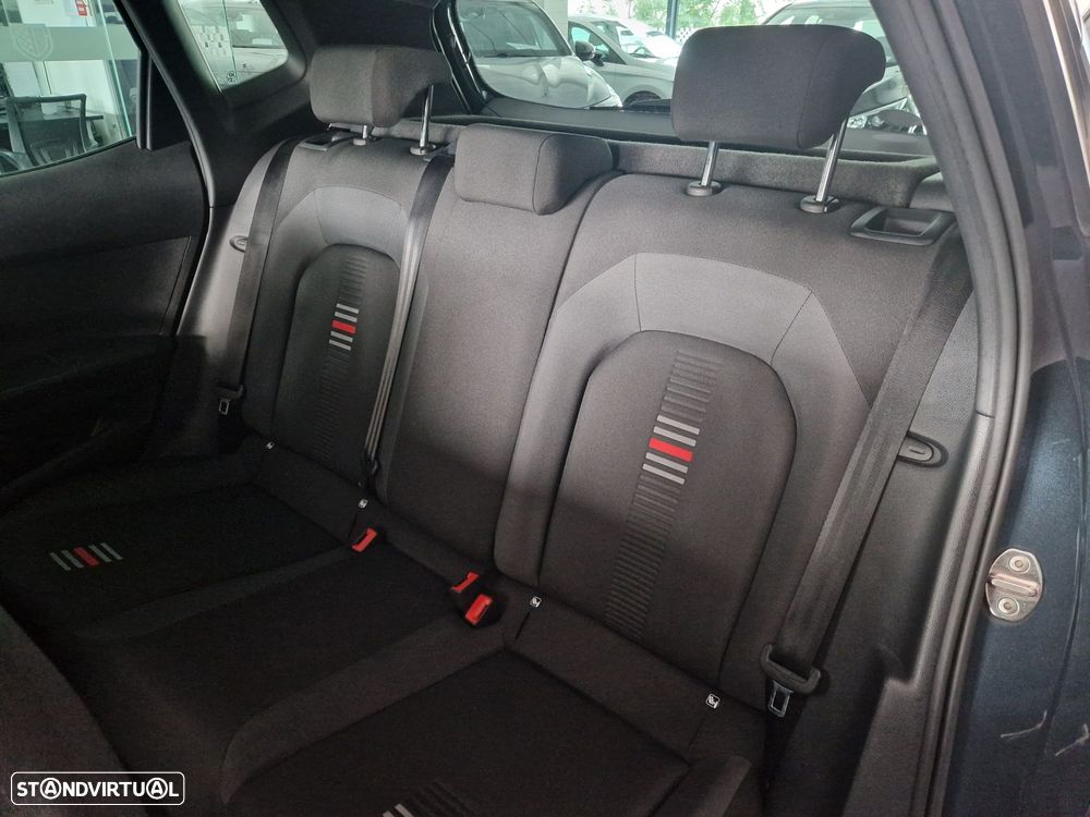 SEAT Arona 1.0 TSI FR - 19