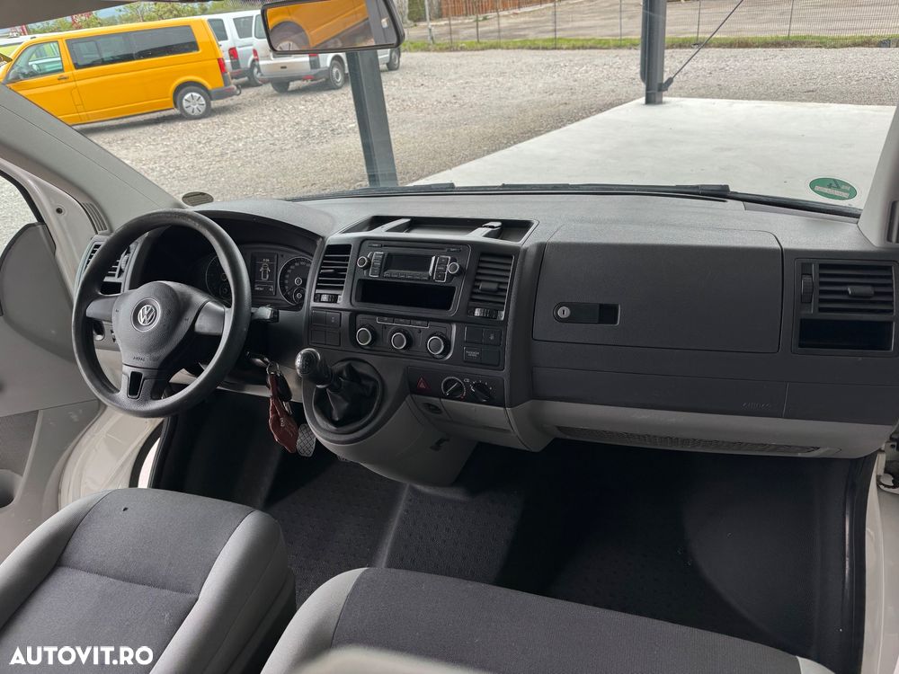 Volkswagen Transporter - 21