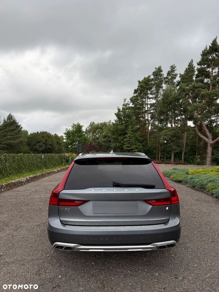 Volvo V90 D5 AWD Inscription - 3