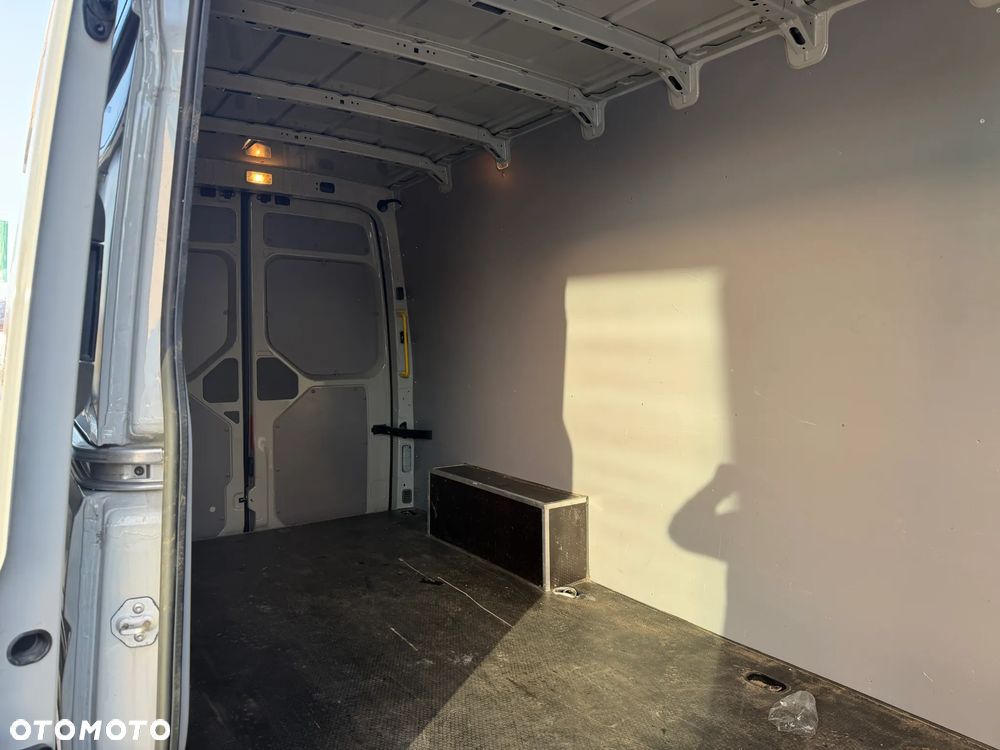 Volkswagen Crafter - 6