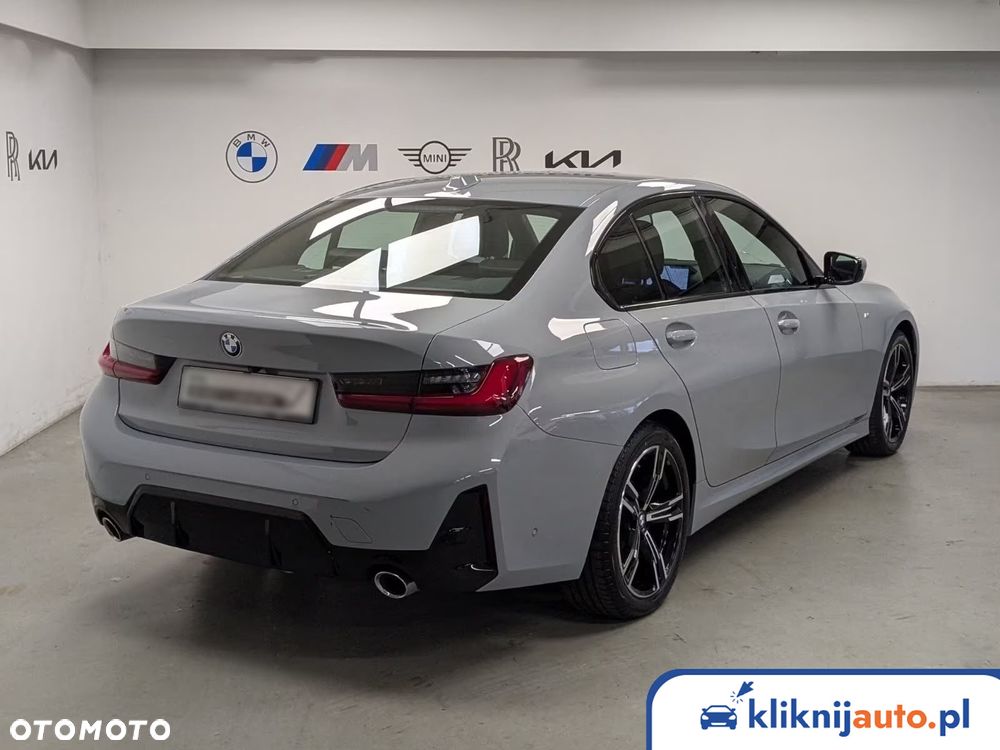 BMW Seria 3 318i - 3